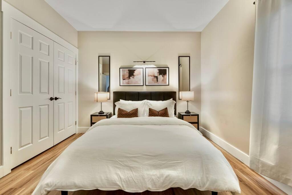 Brand New Cozy Modern Bungalow W/Hot Tub+Movieroom 7 Min From Uptown Charlotte Bagian luar foto